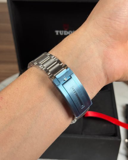 TUDOR PELAGOS ULTRA ACERO SUIZO - NEGRO