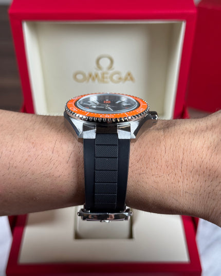 OMEGA SEAMASTER PLANET OCEAN 600M - NEGRO/NARANJA