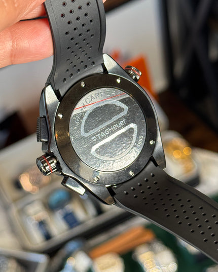 TAG HEUER CARRERA DIAL NEGRO BISEL TAQUÍMETRO