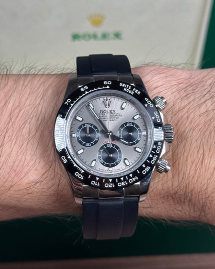 ROLEX COSMOGRAPH DAYTONA -  SILVER