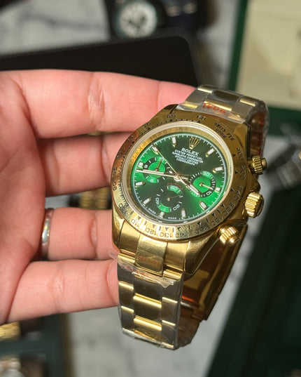 ROLEX DAYTONA DORADO - FONDO VERDE