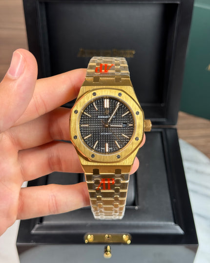 AP ROYAL OAK - DORADO FONDO NEGRO