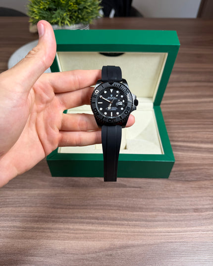 ROLEX YACHT-MASTER TOTAL BLACK