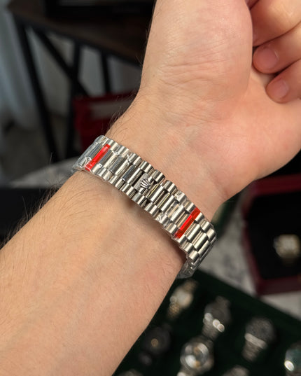 ROLEX DAY DATE PLATEADO - FONDO AZUL