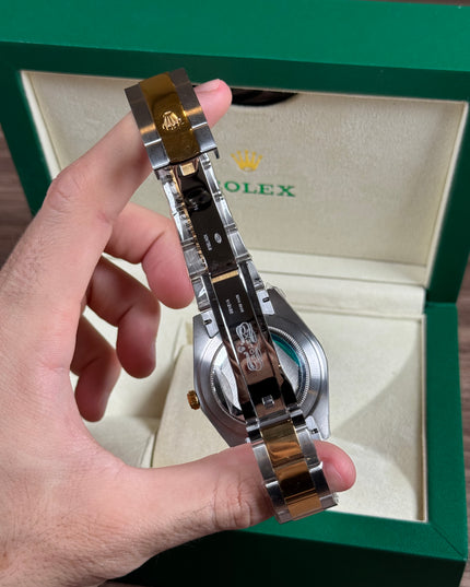 ROLEX DATEJUST SUIZO - DOBLE TONO FONDO DORADO