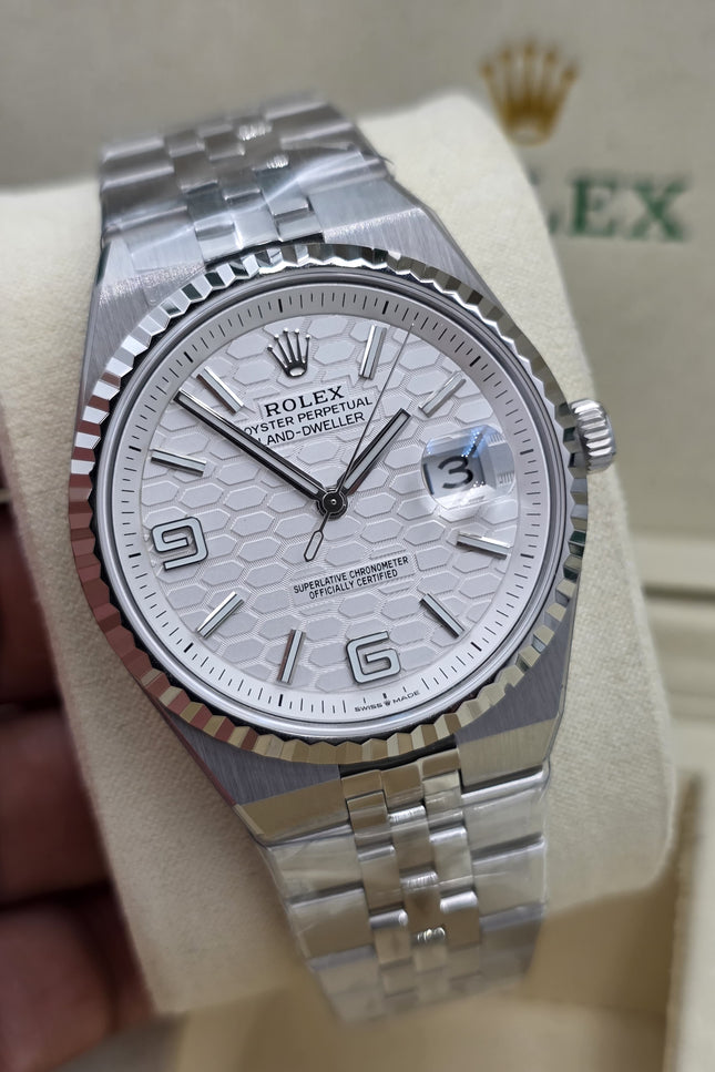 ROLEX LAND ‑ DWELLER 2025