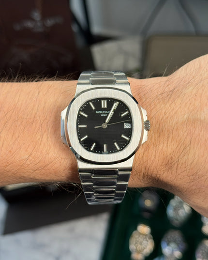 PATEK PHILIPPE NAUTILUS SUIZO - NEGRO