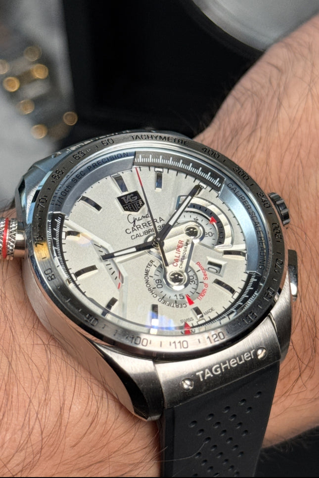 TAG HEUER CARRERA DIAL NEGRO BISEL TAQUÍMETRO