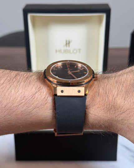 HUBLOT CLASSIC FUSION CERAMIC KING GOLD BLACK DIAL