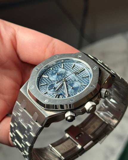 AUDEMARS PIGUET ROYAL OAK CHRONO - FONDO AZUL