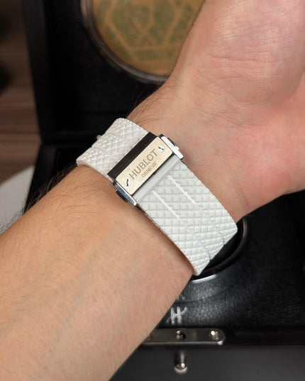 HUBLOT BIG BANG CLÁSICO BLANCO