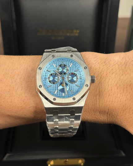 AUDEMARS PIGUET ROYAL OAK CALENDAR - BLUE DIAL