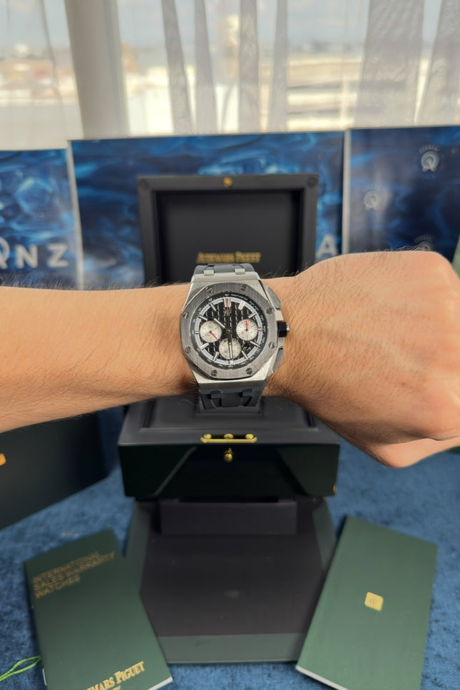 AUDEMARS PIGUET ROYAL OAK OFFSHORE CRONÓGRAFO SUIZO - NEGRO PLATEADO