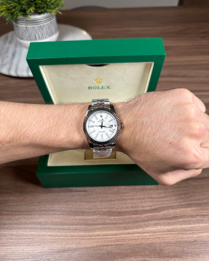 ROLEX DATEJUST PLATEADO - FONDO BLANCO JUBILEE