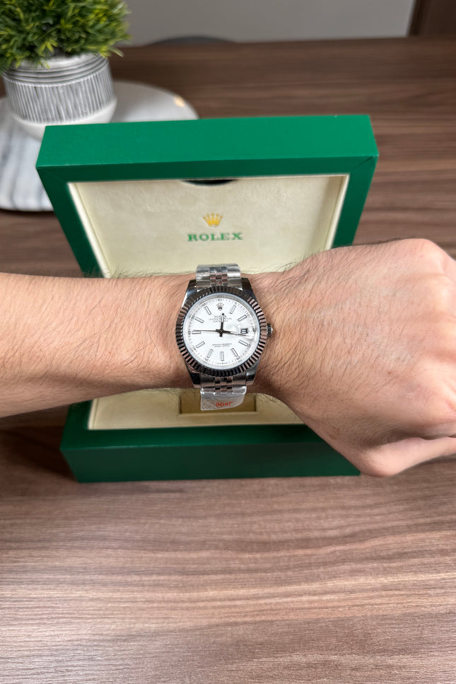ROLEX DATEJUST PLATEADO - FONDO BLANCO JUBILEE