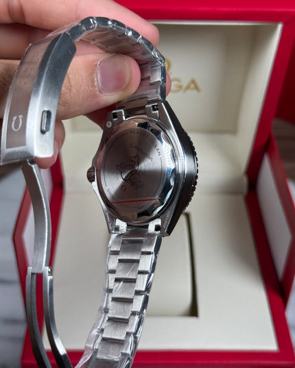 OMEGA SEAMASTER PLANET OCEAN 600M - ACERO