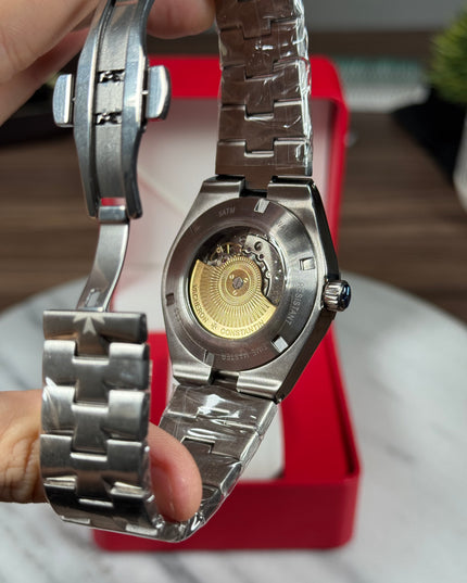 VACHERON CONSTANTIN OVERSEAS - FONDO NEGRO