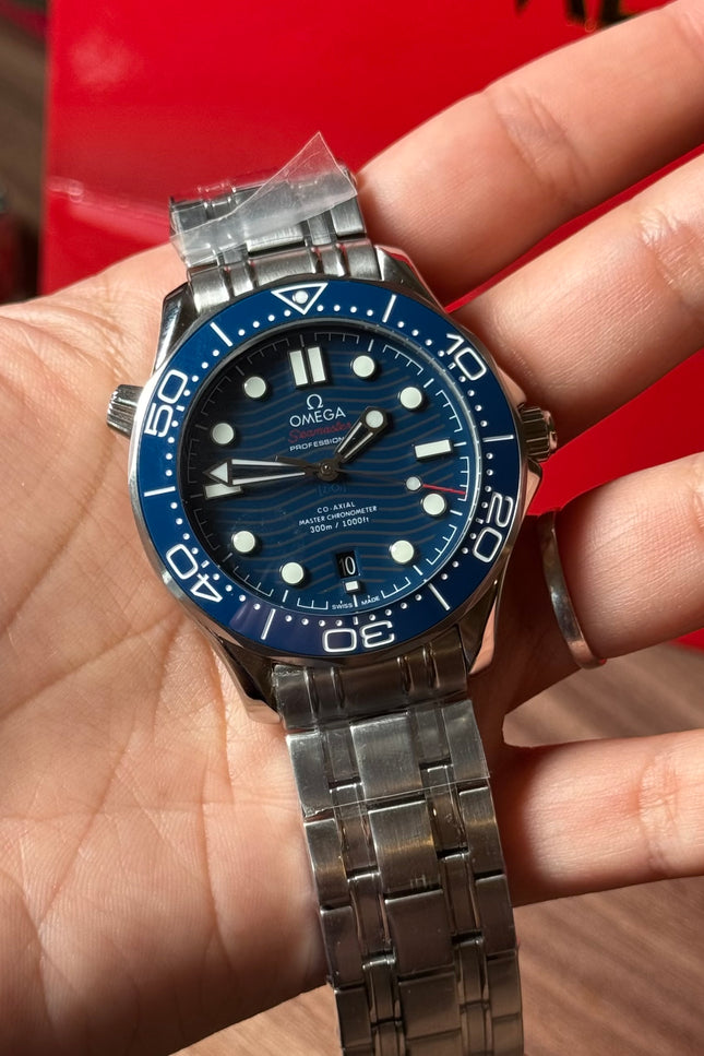 OMEGA SEAMASTER DRIVER 300M AUTOMÁTICO - FONDO AZUL SUIZO