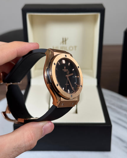 HUBLOT CLASSIC FUSION CERAMIC KING GOLD BLACK DIAL