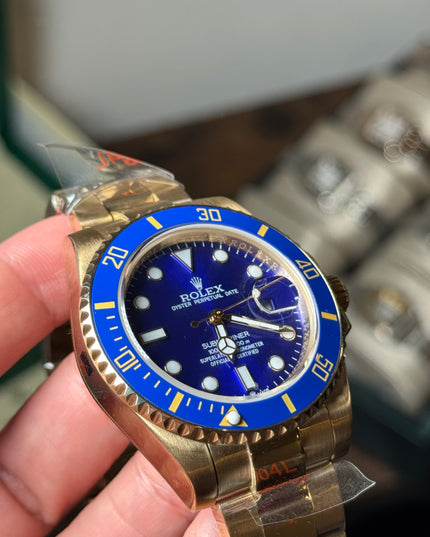 ROLEX SUBMARINER DORADO FONDO AZUL