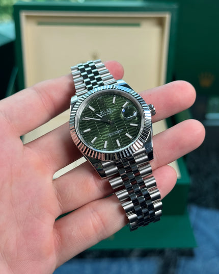 ROLEX DATEJUST 40MM SUIZO - FONDO VERDE