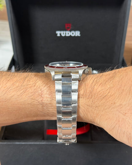 TUDOR BLACK BAY - ROJO