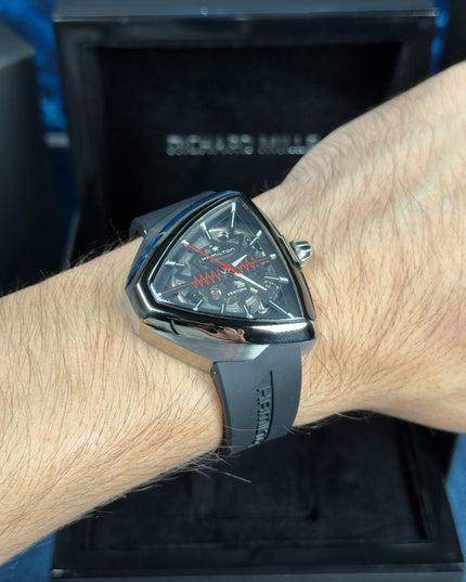 HAMILTON VENTURA SKELETON - PLATEADO