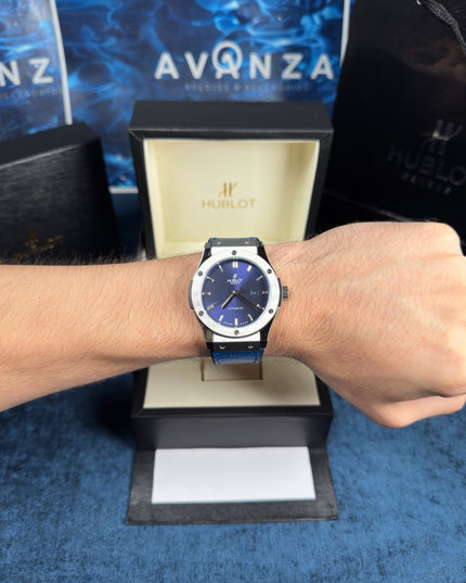 HUBLOT CLASSIC FUSION AUTOMÁTICO - AZUL