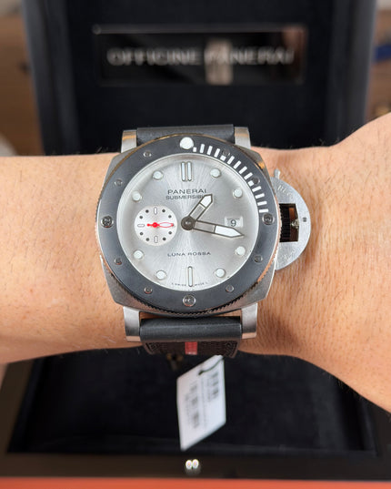PANERAI SUMERSIBLE LUNA ROSSA GMT - NEGRO/GRIS