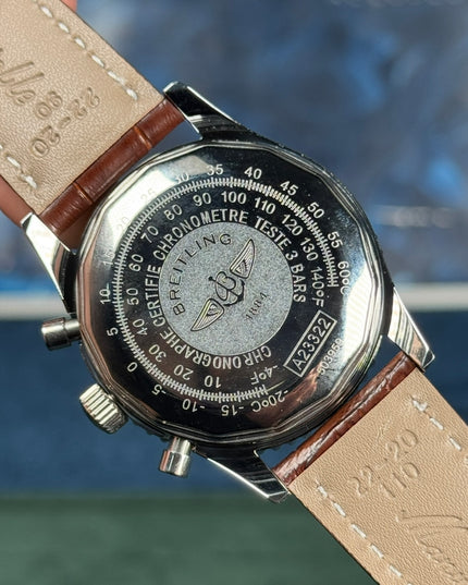 BREITLING CRONÓMETRO NAVITIMER - PIEL CAFÉ