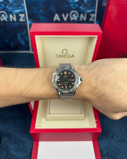 OMEGA SEAMASTER DIVER 300M - TITANIO EDICIÓN 007
