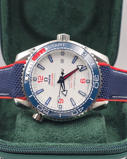 OMEGA SEAMASTER PLANET OCEAN 600M - FONDO BLANCO