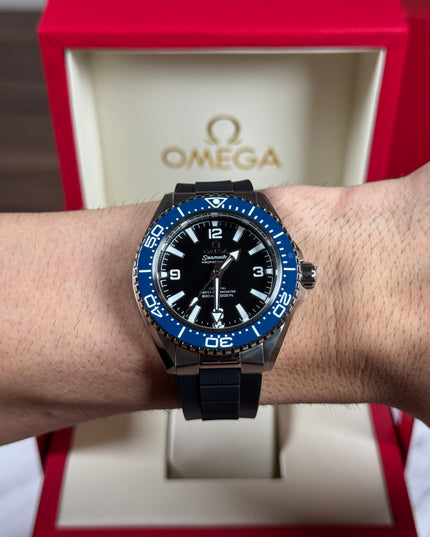 OMEGA SEAMASTER PLANET OCEAN 600M - NEGRO/AZUL