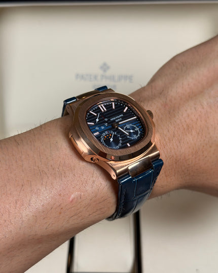PATEK PHILIPPE NAUTILUS MOON PHASE ROSE GOLD CORREA PIEL AZUL