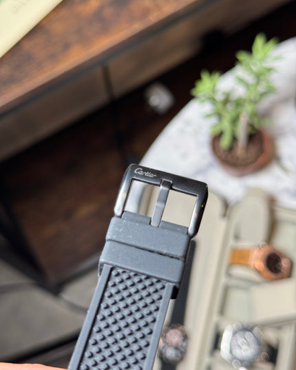 CARTIER DIVER AUTOMATIC - NEGRO CON PLATA