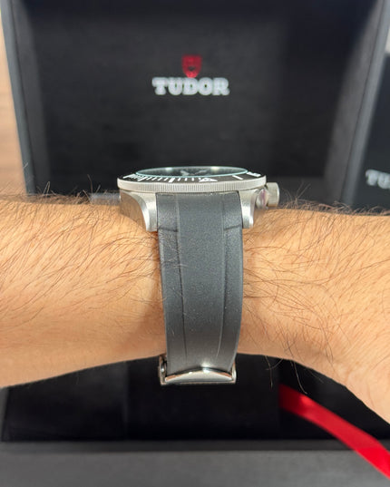 TUDOR PELAGOS CAUCHO - NEGRO