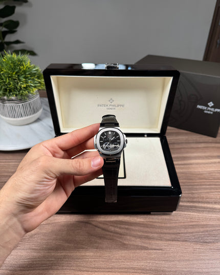 PATEK PHILIPPE NAUTILUS PIEL SUIZO