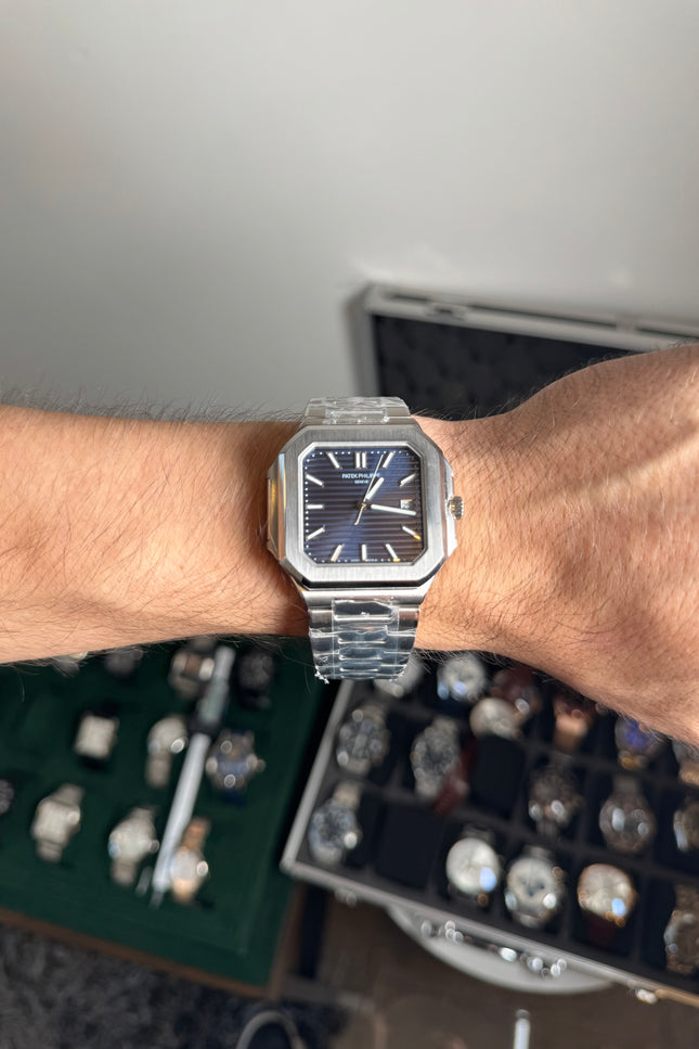 PATEK PHILIPPE CUBITUS - FONDO AZUL