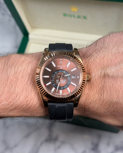 ROLEX SKY-DWELLER CAUCHO - MARRÓN