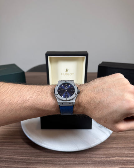 HUBLOT CLASSIC TITANIUM FUSION BLUE DIAL