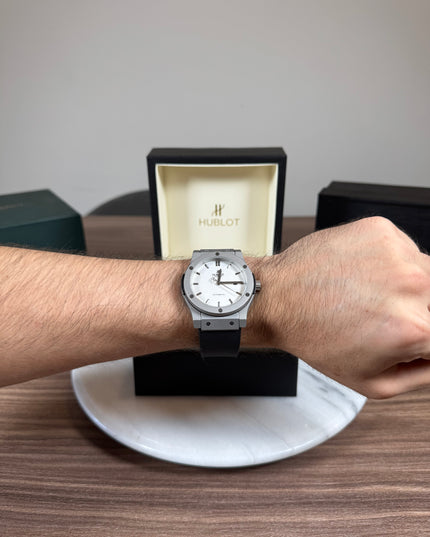 HUBLOT CLASSIC FUSION CERAMIC TITANIUM WHITE DIAL