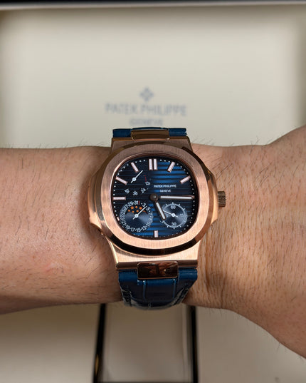 PATEK PHILIPPE NAUTILUS MOON PHASE ROSE GOLD CORREA PIEL AZUL