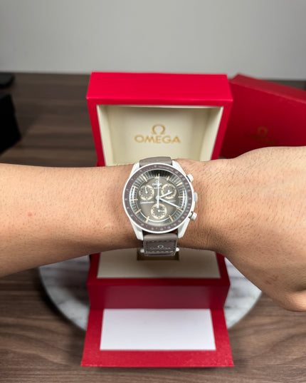 OMEGA X SWATCH MOONSWATCH - GRIS