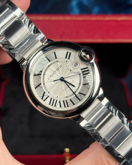 CARTIER BALLON BLEU SUIZO DOBLE EXTENSIBLE - FONDO BLANCO