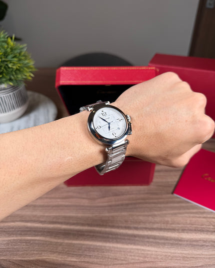 CARTIER PASHA PLATEADO FONDO BLANCO