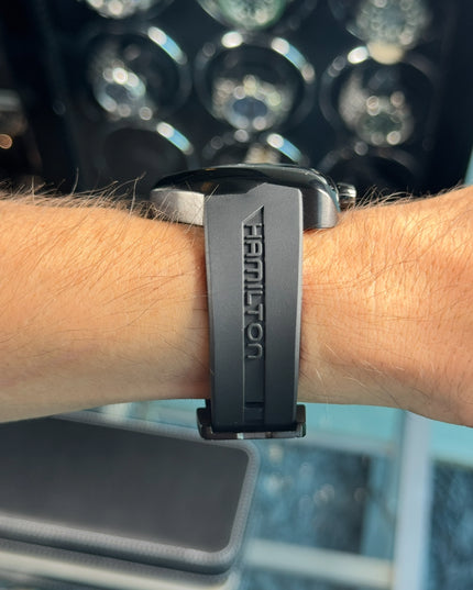 HAMILTON VENTURA SKELETON - NEGRO