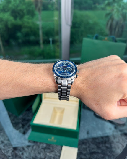 OMEGA SPEEDMASTER MOONPHASE - FONDO AZUL