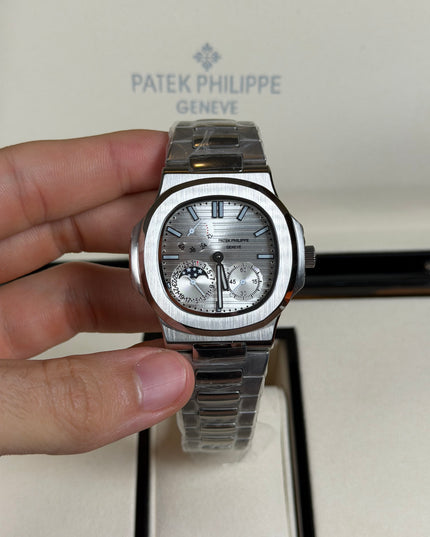 PATEK PHILIPPE NAUTILUS MOON PHASE PLATEADO FONDO PLATA