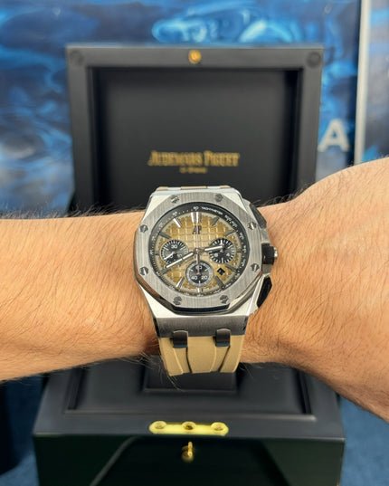 AUDEMARS PIGUET ROYAL OAK OFFSHORE CRONÓGRAFO SUIZO - CAFÉ CLARO