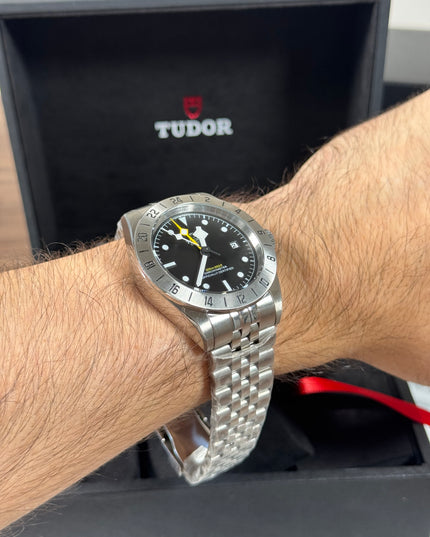 TUDOR BLACK BAY PRO